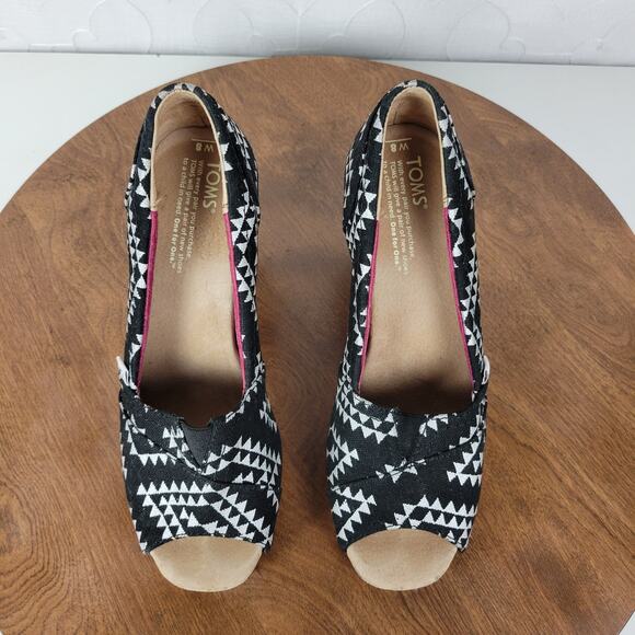 TOMS Reina Tribal Wedge 8 Black White Canvas Peep Toe Cork Heel Slip On Cushion - Picture 9 of 13